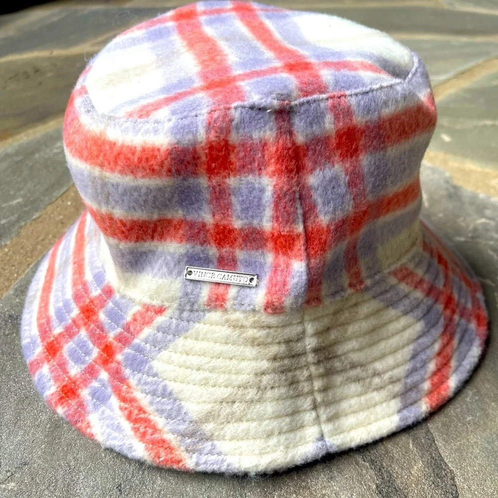 Reversible Plaid Bucket Hat VINCE CAMUTO